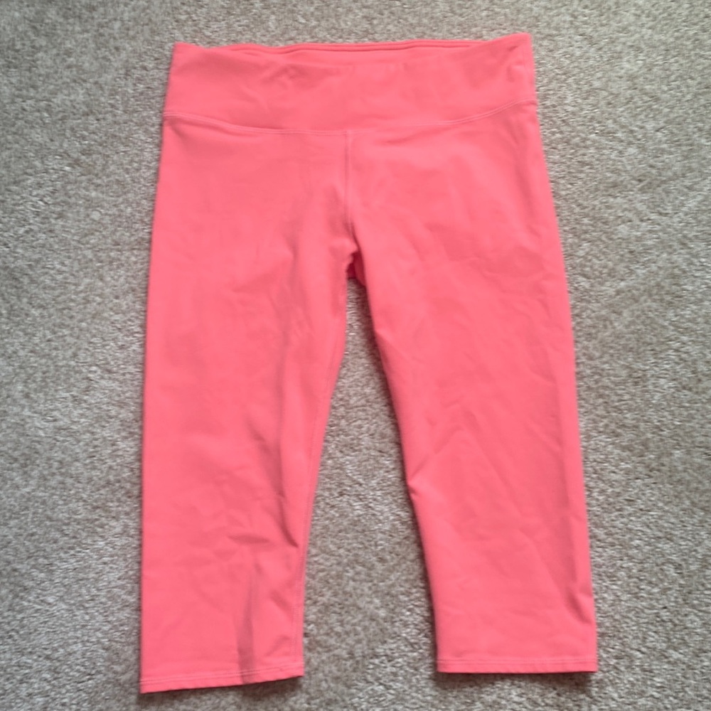 Coral fabletics capris leggings